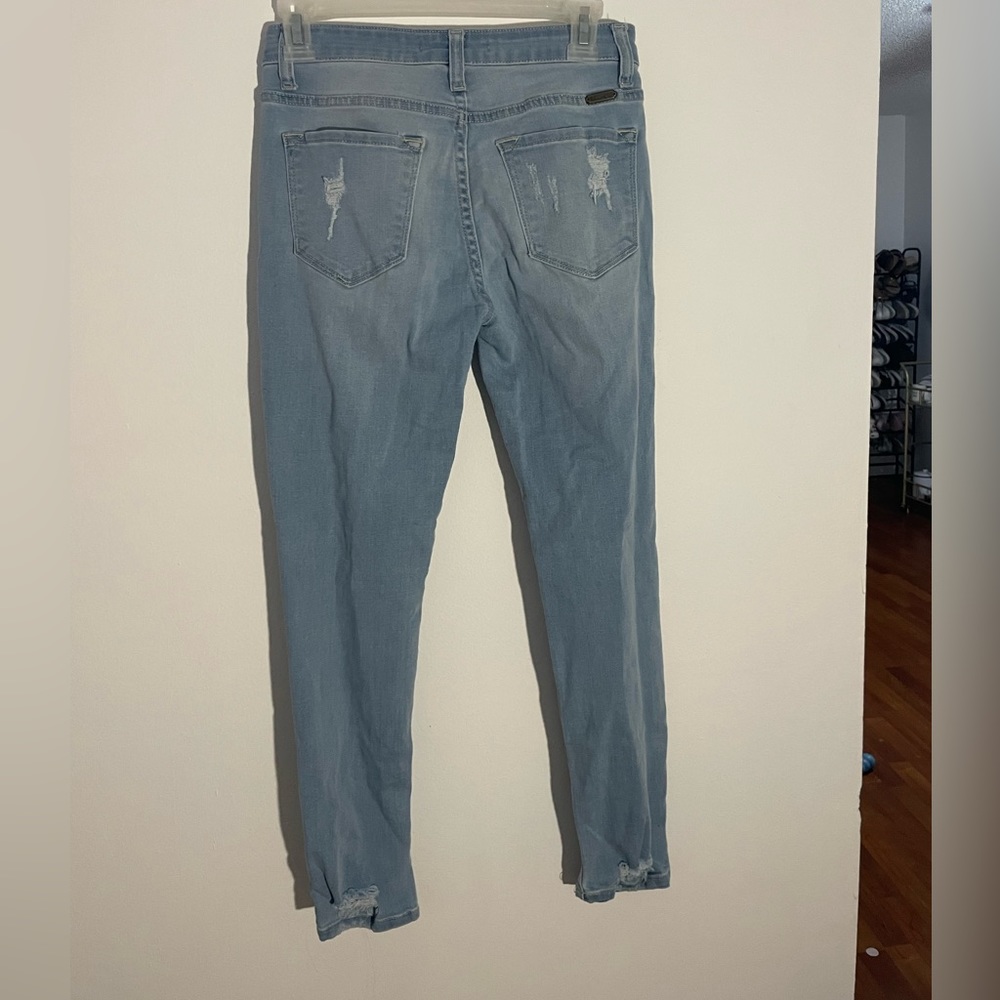 LIGHT RIPPED JEANS - Picture 2 of 3